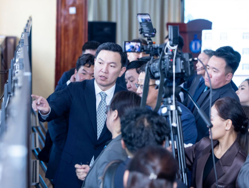 Багш, ажилтнуудын цалингийн асуудлыг Засгийн газрын ирэх долоо хоногийн хуралдаанаар шийдвэрлүүлэхийг үүрэг болголоо